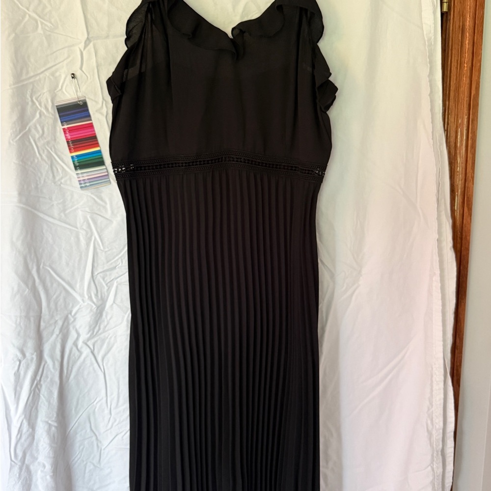 SHEIN Black midi sundress with pleated skirt